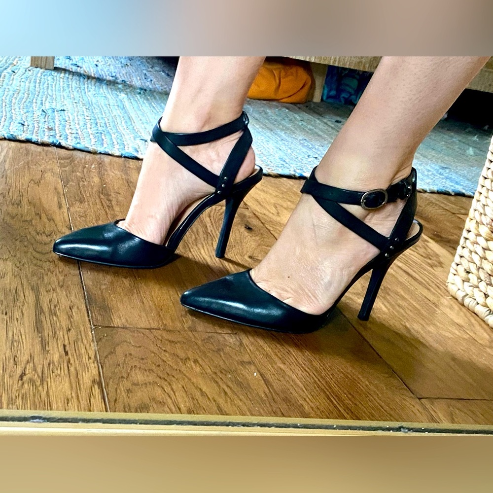 Joe’s Black leather Criss Cross Stiletto Heels
